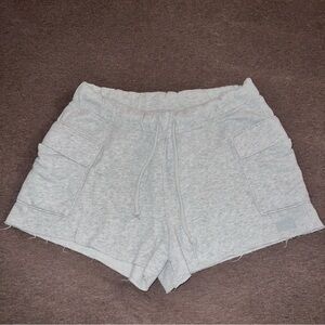 PINK Victoria's Secret Gray Cargo Shorts with‎ Elastic Waistband